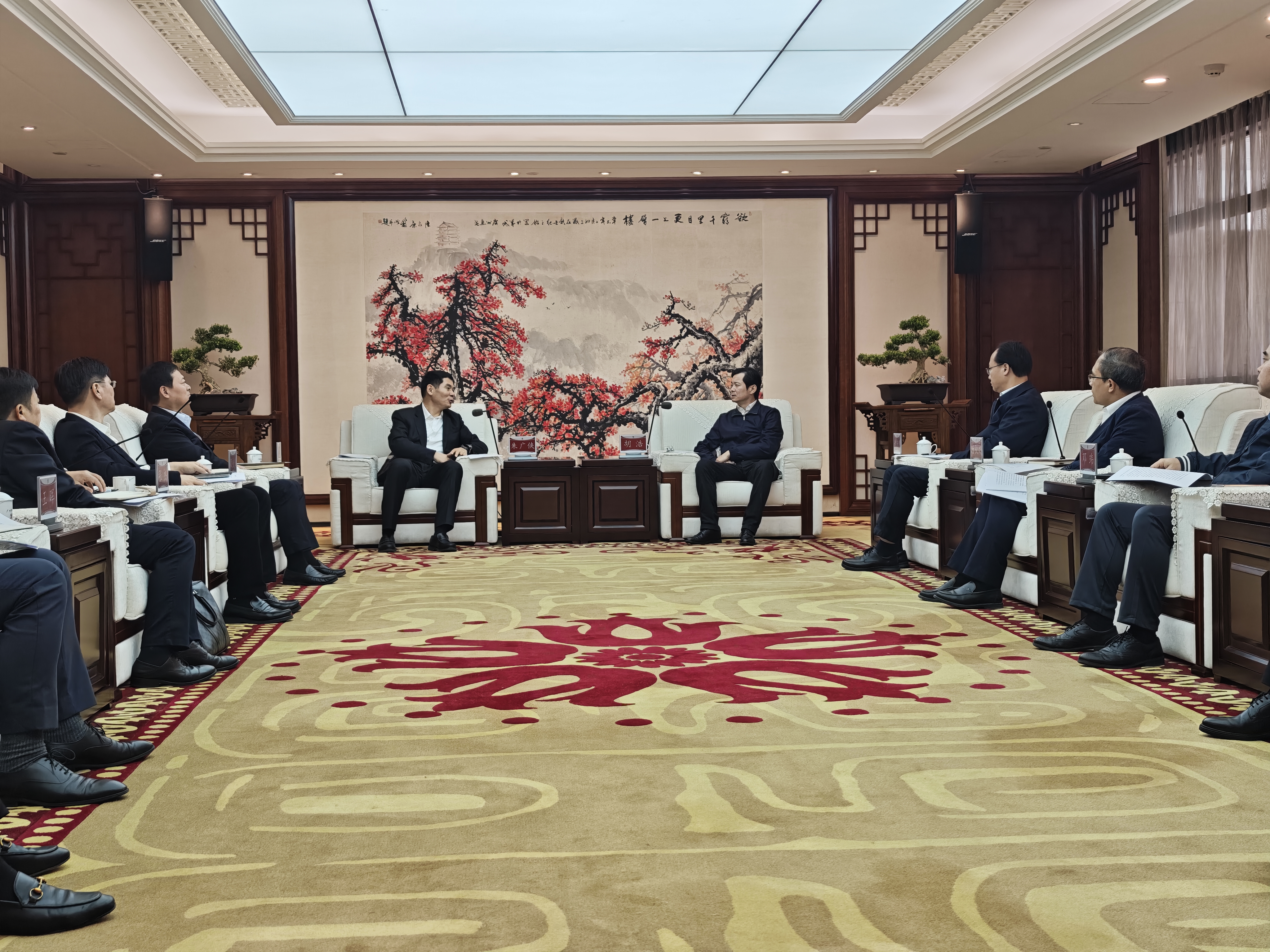 0404Scene of the Meet